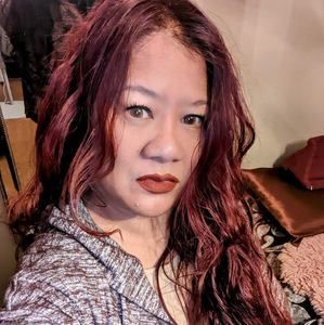 Meet your Posher, Dina